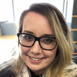 Meet your Posher, Kayla